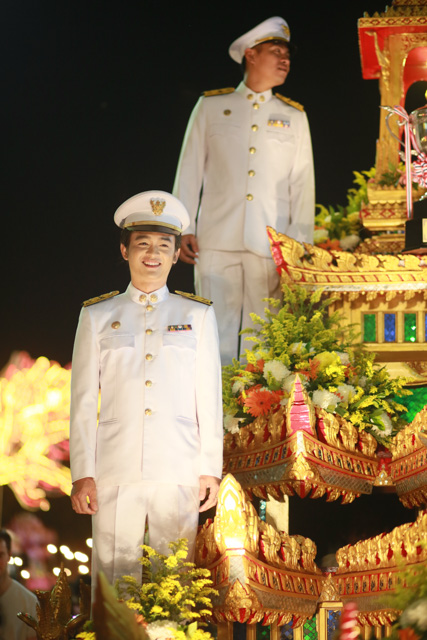 Loy Krathong