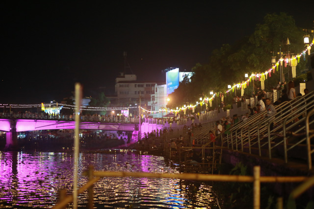 Loy Krathong