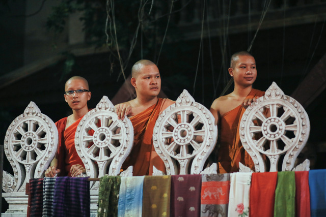 Loy Krathong