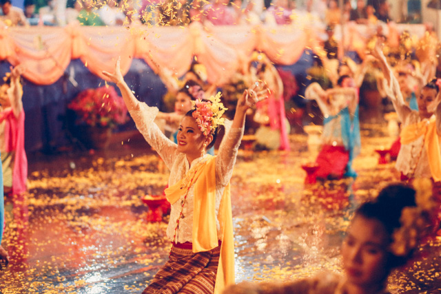 Loy Krathong