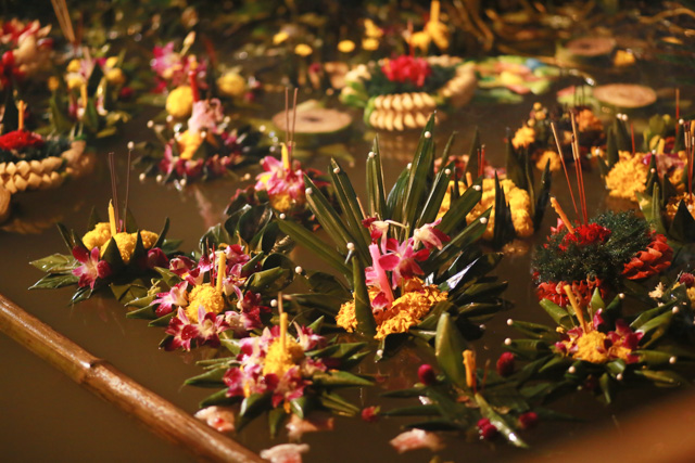 Loy Krathong